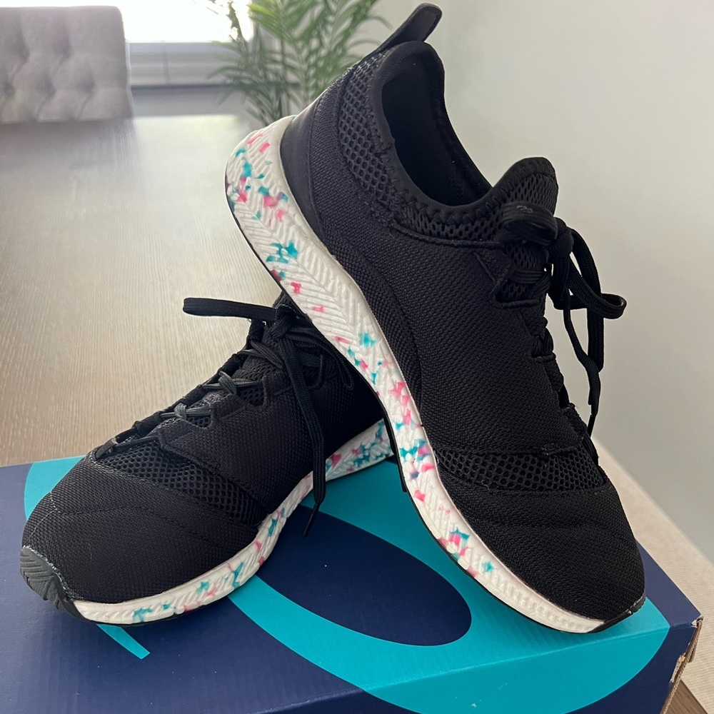 Women’s ASICS Sneaker - HyperGEL-SAI black/pink GLO